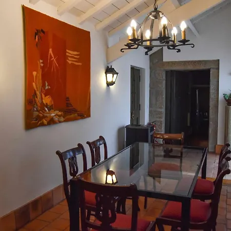 Casa De Lamas カベセイラス・デ・バスト