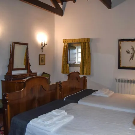Casa De Lamas カントリーハウス カベセイラス・デ・バスト